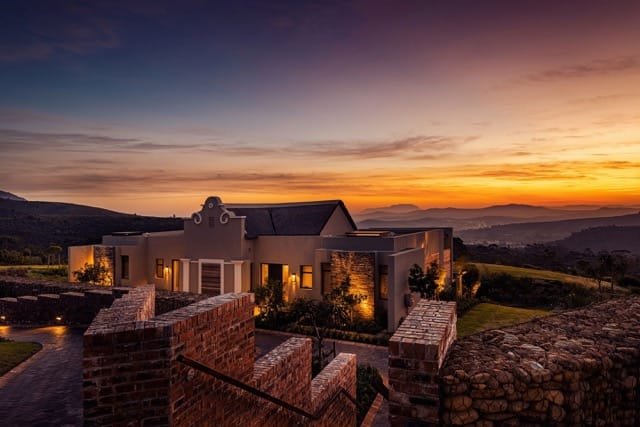 Delaire-Graff-Lodges-Spa1 Medium